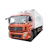 カミンズ8.3LエンジンLHDまたはRHDを備えた21トン8×4冷蔵庫トラック